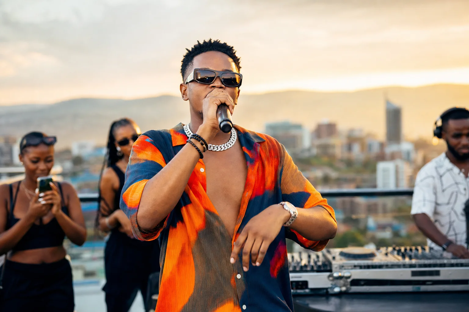 Amapiano Sunset Mix — Kigali Edition